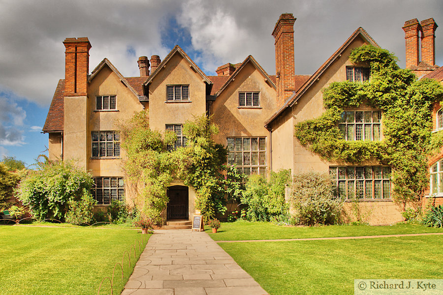 Main Entrance to Packwood House, Warwickshire