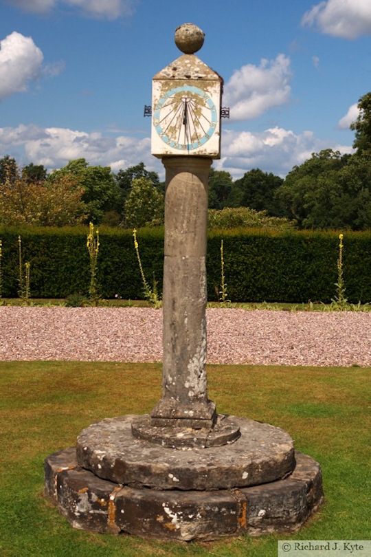 The Pillar Sundial, Packwood House, Warwickshire