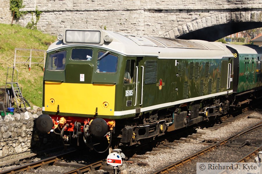 Class 25 Diesel no. D5185 (TOPS 25035) departs Swanage