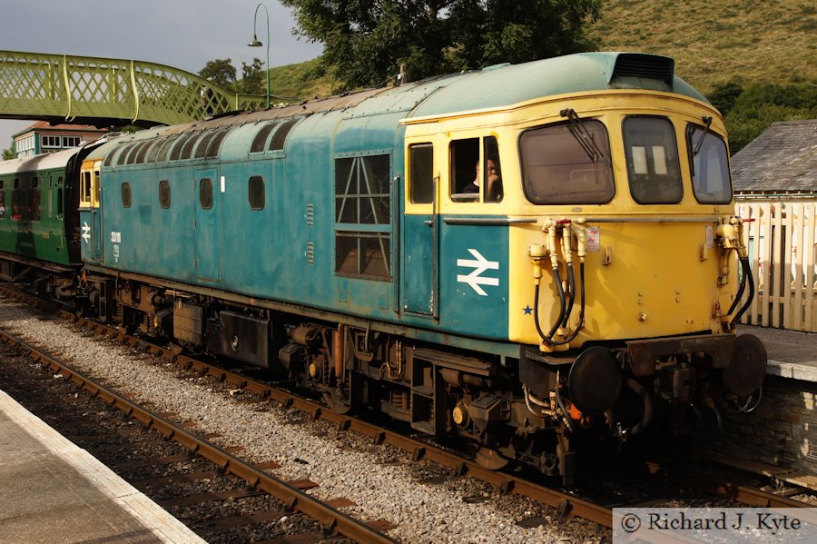 Class 33 Diesel no. 33111 at Corfe Castle, Swanage Railway