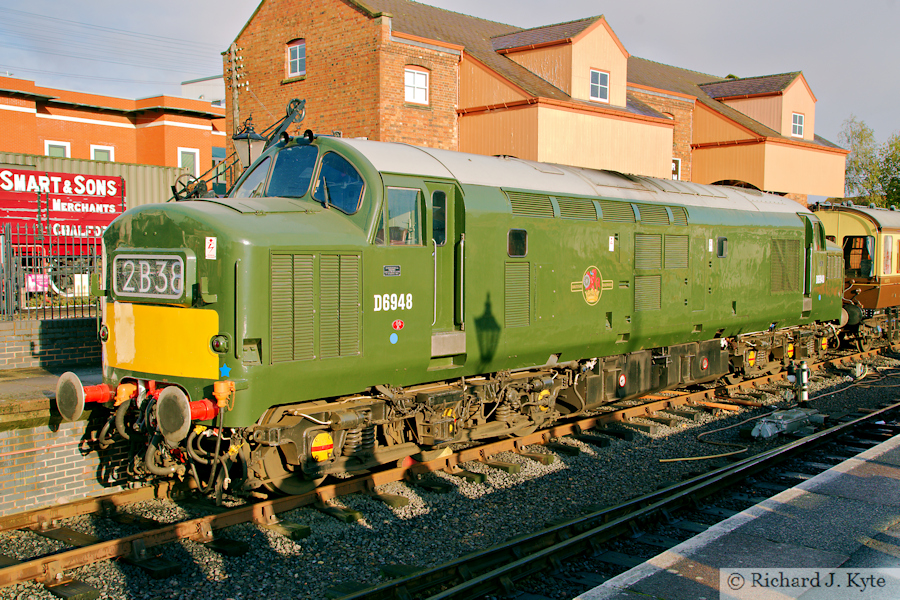 Class 37 Diesel D6948 (TOPS 37248) at Kidderminster, Severn Valley Railway