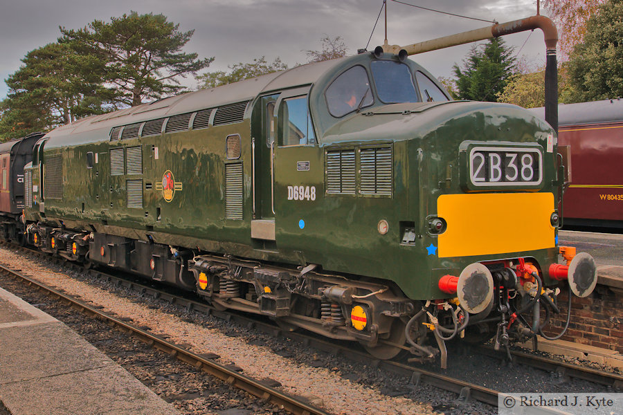 Class 37 Diesel D6948 (TOPS 37248) at Winchcombe, Gloucestershire Warwickshire Railway "Autumn Showcase" 2023