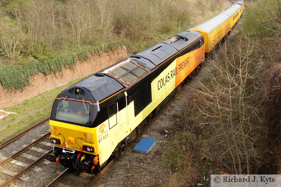 Colas Rail Freight Class 67 Diesel no. 67023 at Evesham