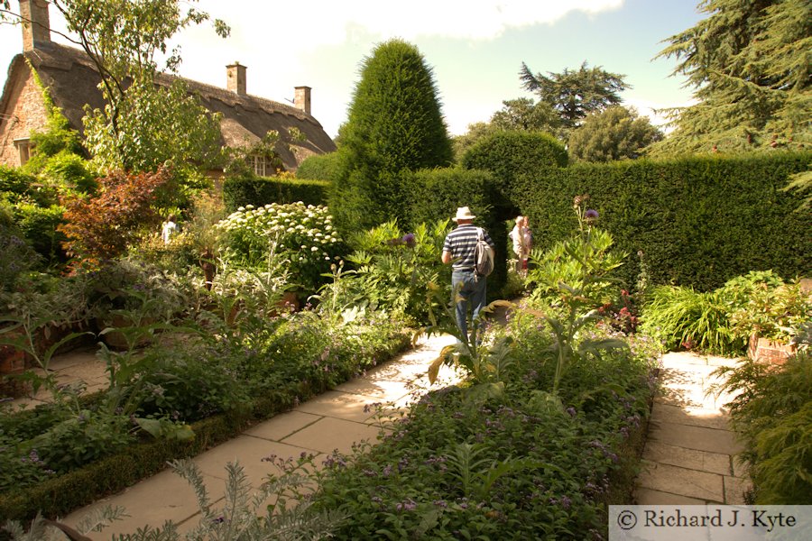 The Maple Garden, Hidcote Manor Garden, Gloucestershire