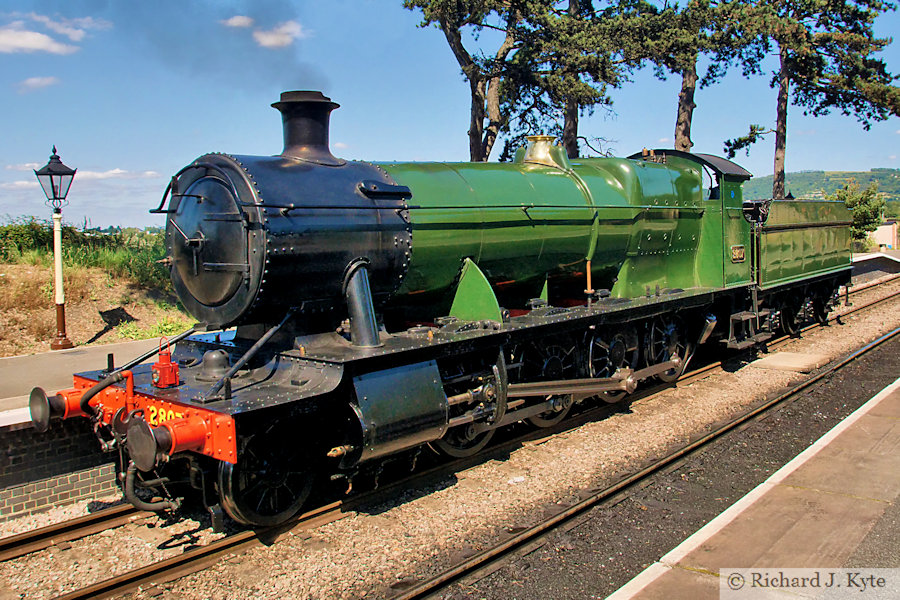 GWR 28XX class no. 2807 at Cheltenham Racecourse, Gloucestershire Warwickshire Railway