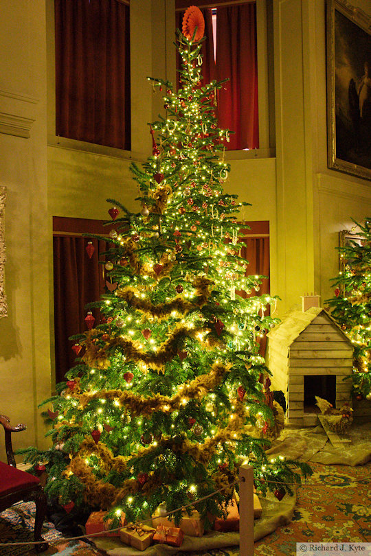 Christmas Tree, Picture Room, Upton House, Warwickshire
