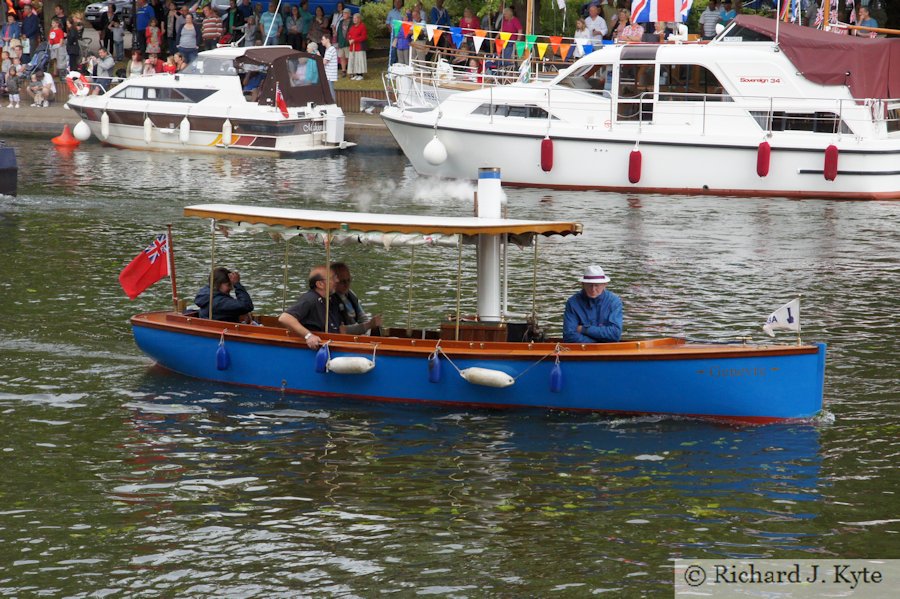 Genevre, Afternoon Parade, Evesham River Festival 2011