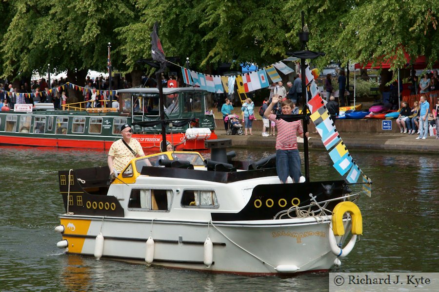 "Salamander II", Afternoon Parade, Evesham River Festival 2011