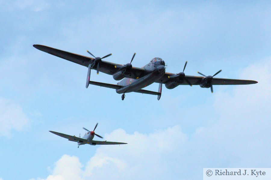Supermarine Spitfire and Avro Lancaster, Evesham River Festival 2011