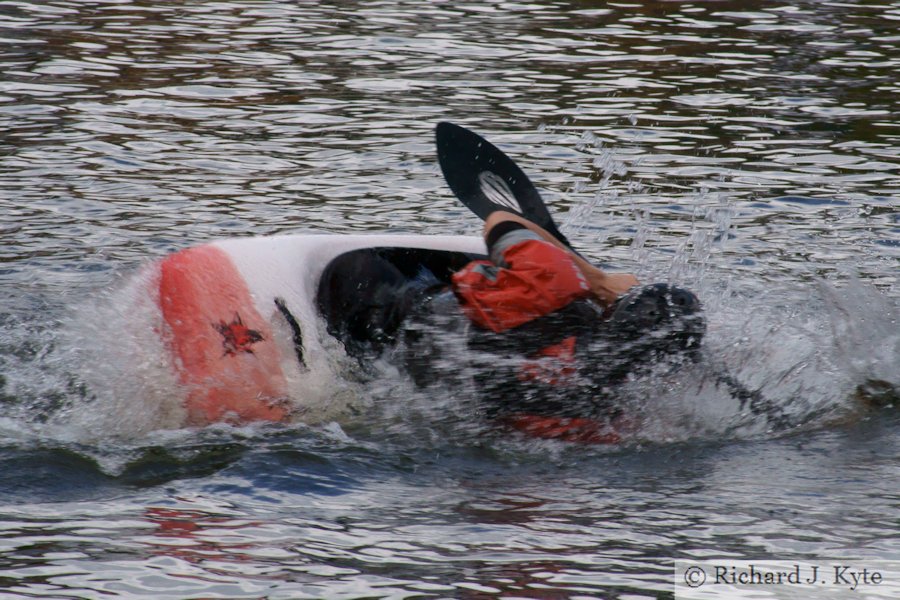 Kayak Rolling, Evesham River Festival 2011