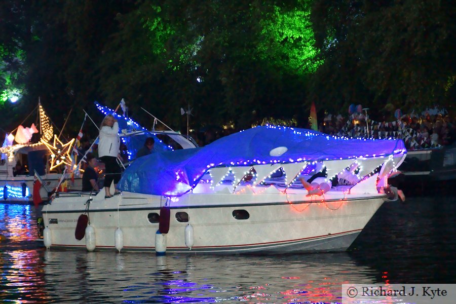 "Dry Run", Night Parade, Evesham River Festival 2011