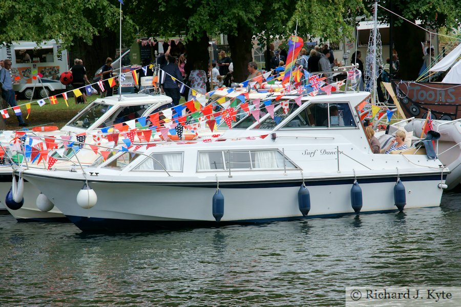 "Surf Dancer", Evesham River Festival 2011