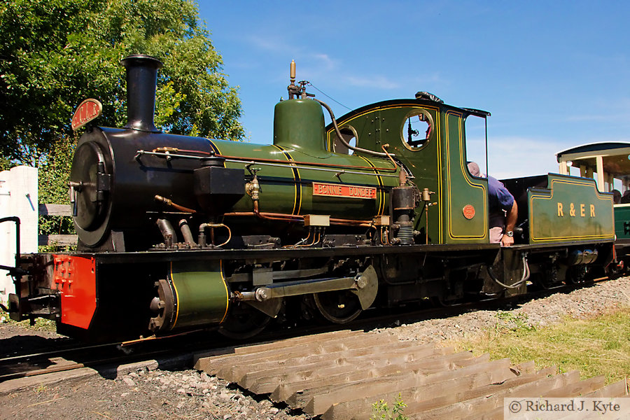 Cleethorpes Coast Light Railway "Bonnie Dundee" heads for Country Park Halt, Evesham Vale Light Railway Gala 2022