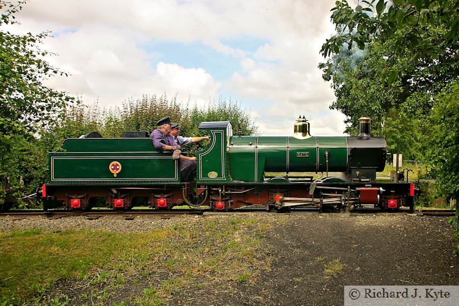 Kirklees Light Railway "Katie" heads for Country Park Halt, Evesham Vale Light Railway Gala 2019