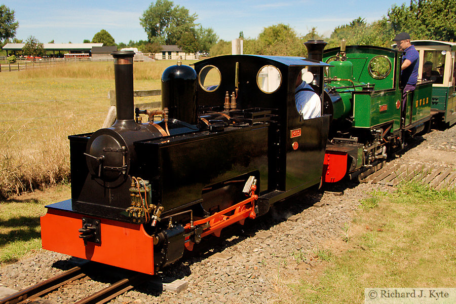 Rhiw Valley Railway "Powys" pilots "St Egwin", heading for Country Park Halt, Evesham Vale Light Railway Gala 2022