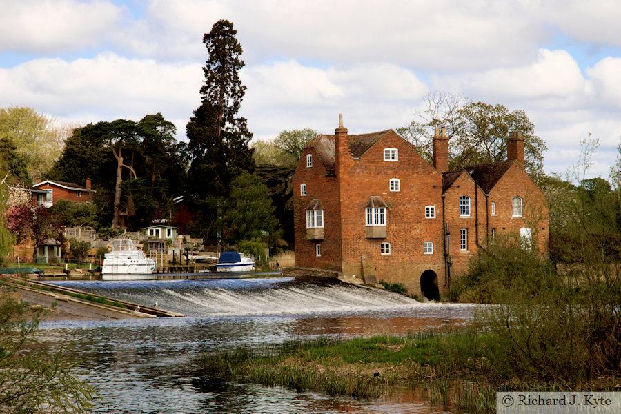 Cropthorne Mill and Fladbury Weir, Worcestershire