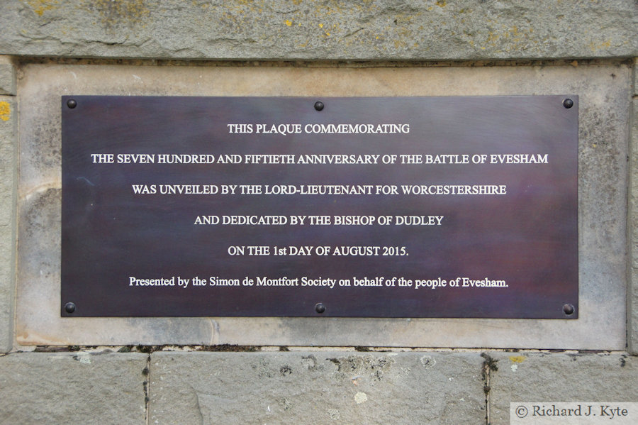 Simon De Montfort Memorial, Abbey Park, Evesham, Worcestershire