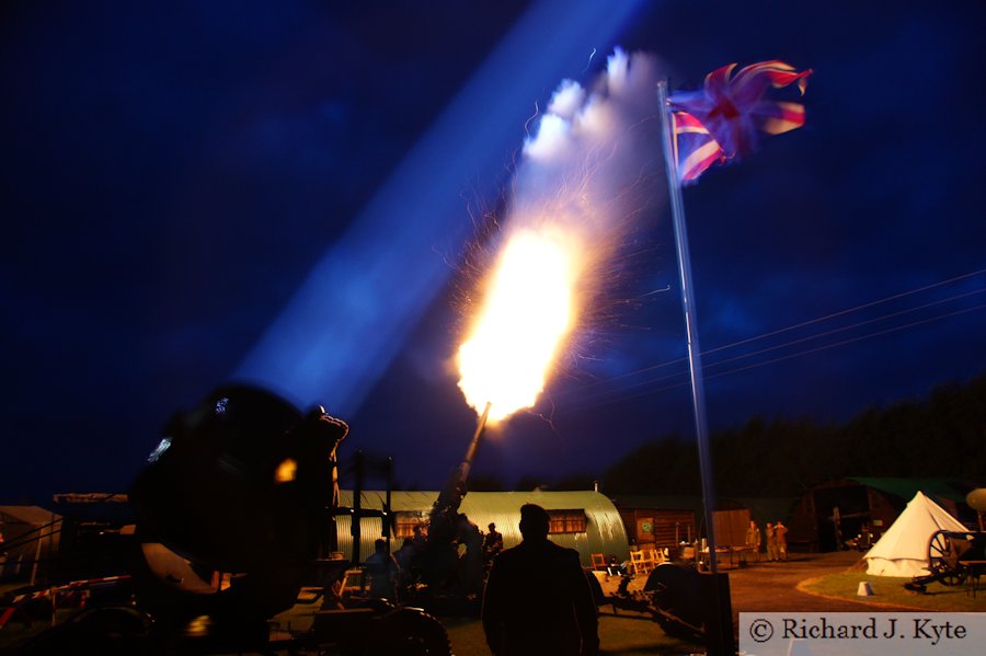Searchlight and Anti-Aircraft Artillery, Wartime in the Vale 2013