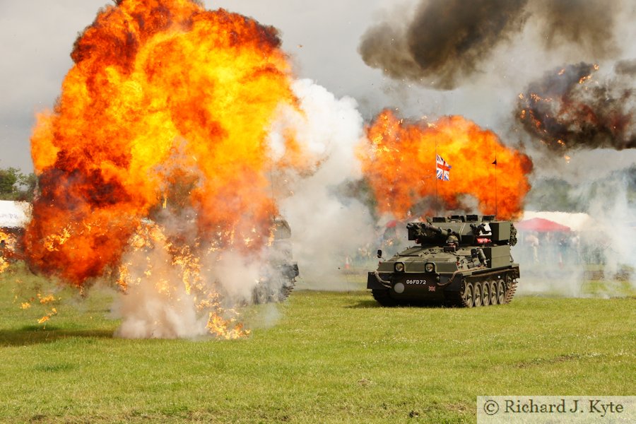 Alvis AFVs and Pyrotechnics, Wartime in the Vale 2016