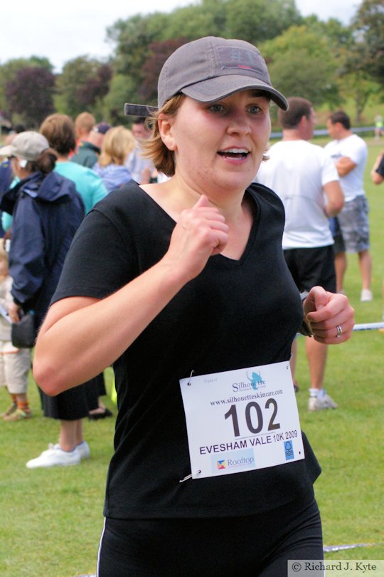 Runner 102, Evesham Vale 10K Race 2009