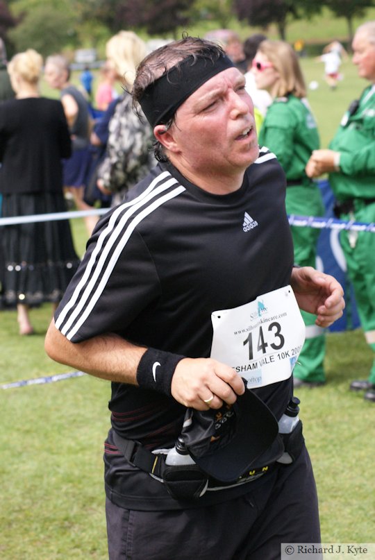 Runner 143, Evesham Vale 10K Race 2009