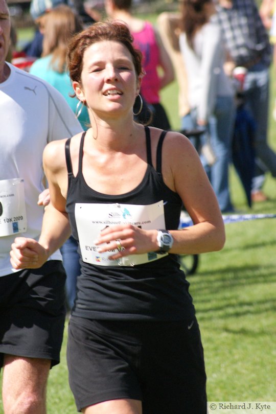 Runner 154, Evesham Vale 10K Race 2009