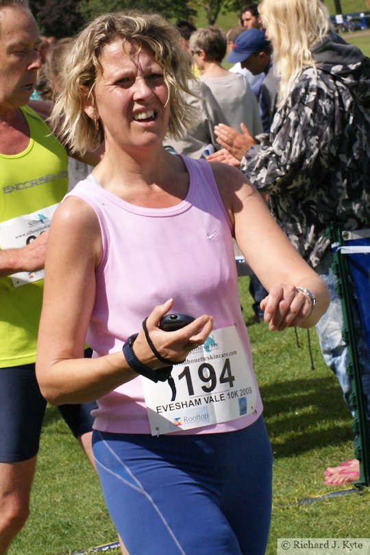 Runner 194, Evesham Vale 10K Race 2009