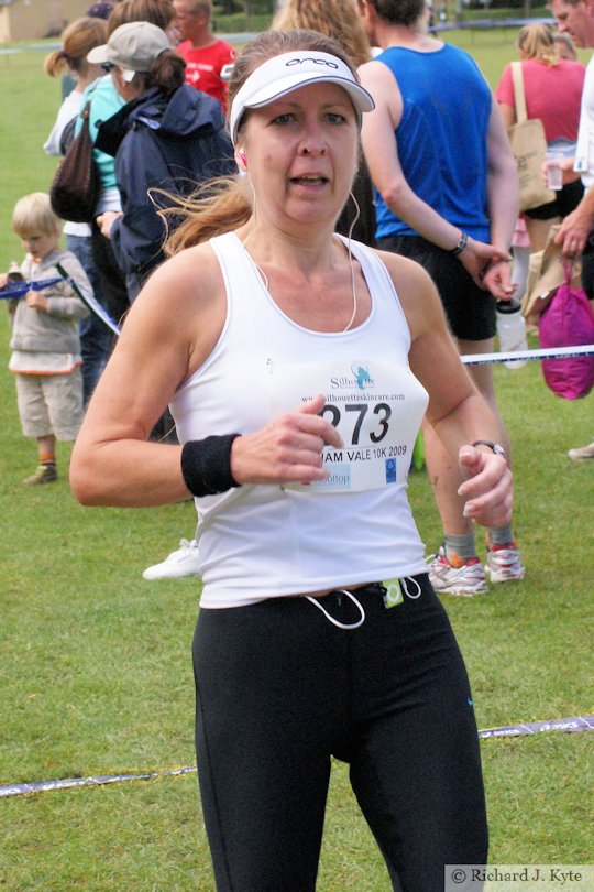 Runner 273, Evesham Vale 10K Race 2009