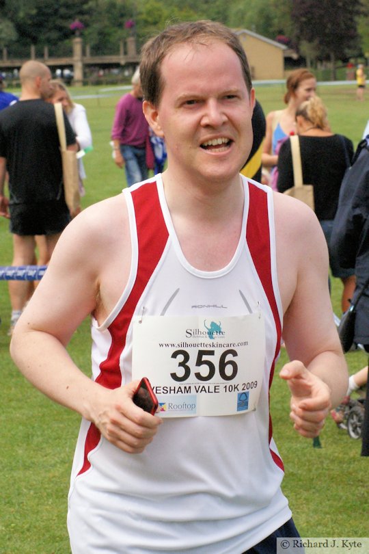 Runner 356, Evesham Vale 10K Race 2009