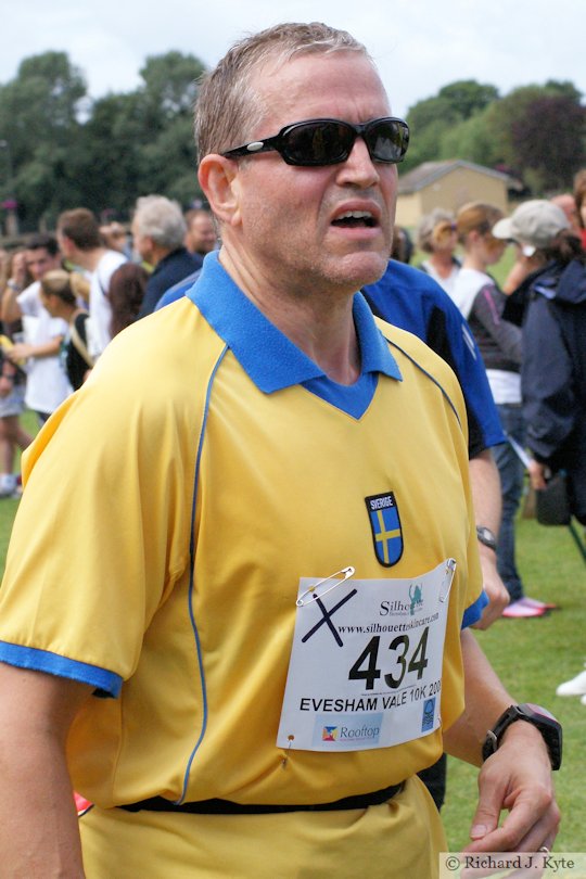 Runner 434, Evesham Vale 10K Race 2009
