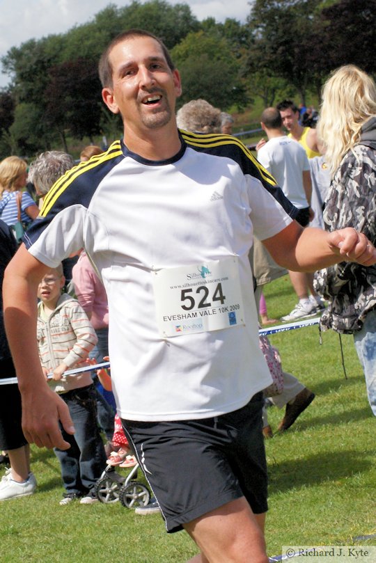 Runner 524, Evesham Vale 10K Race 2009
