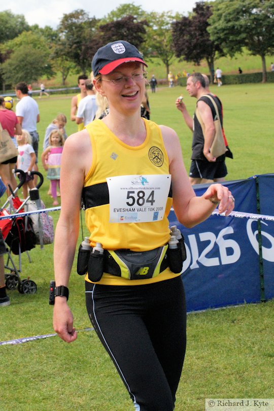 Runner 584, Evesham Vale 10K Race 2009