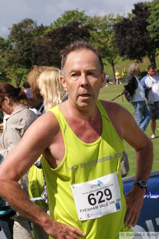 Runner 629, Evesham Vale 10K Race 2009