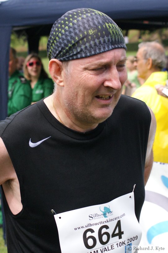 Runner 664, Evesham Vale 10K Race 2009