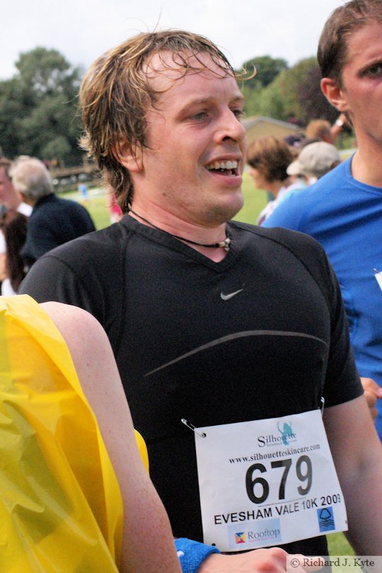 Runner 679, Evesham Vale 10K Race 2009