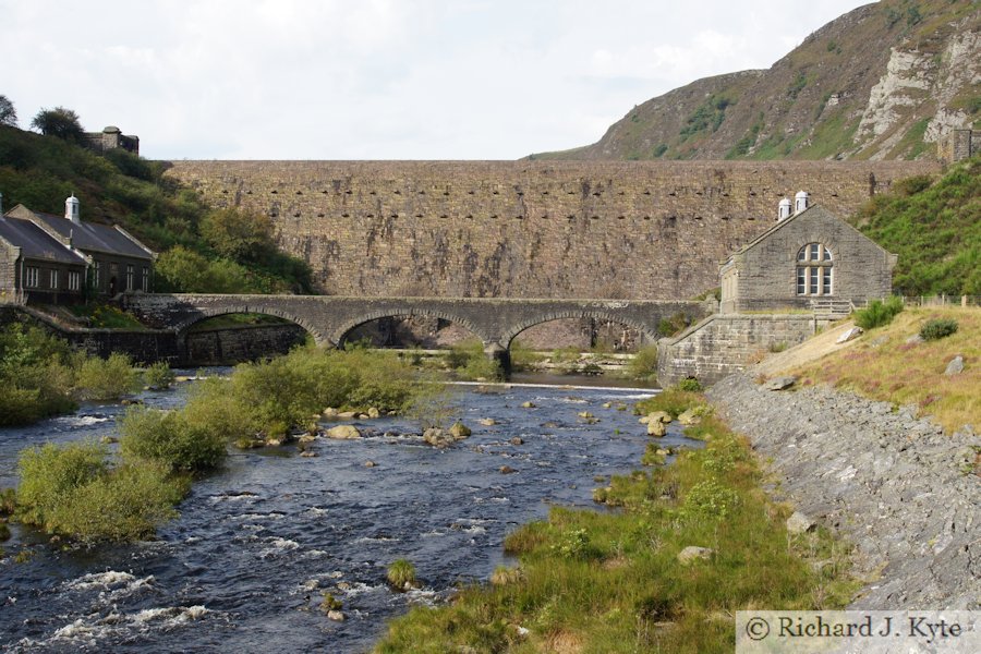 Caban-coch Dam, the Elan Valley, Powys, Wales