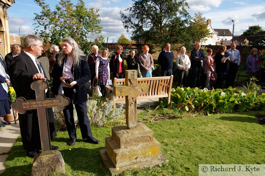 Members of the Evesham Unitarians and the Vale of Evesham Historical Society, Unitarian Chapel, Evesham, Worcestershire