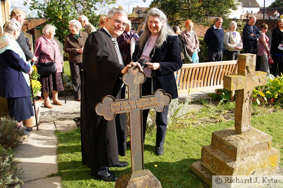 Members of the Evesham Unitarians and the Vale of Evesham Historical Society, Unitarian Chapel, Evesham, Worcestershire