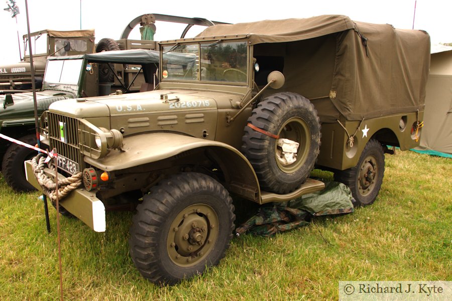 Exhibit Green 111 - Dodge WC51 (YFF 423/USA 20260715), Wartime in the Vale 2015