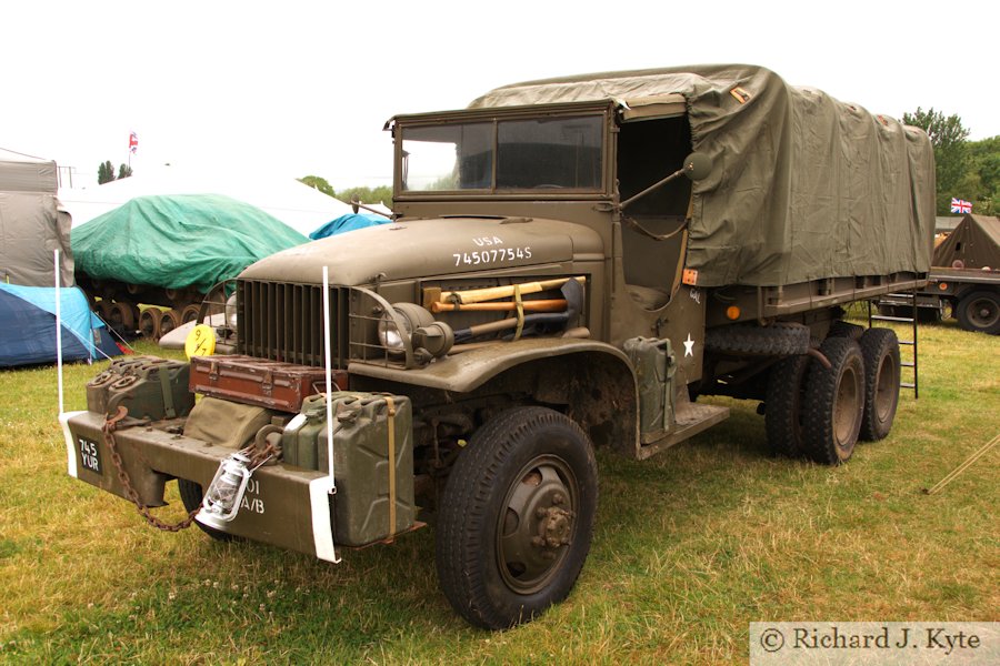Exhibit Green 158 - GMC CCKW353 (745 YUR/USA 74507754S), Wartime in the Vale 2015