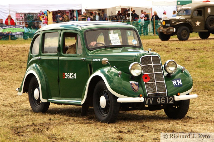 Exhibit Green 162 - Hillman Minx Staff Car (VV 4612/B36124), Wartime in the Vale 2015