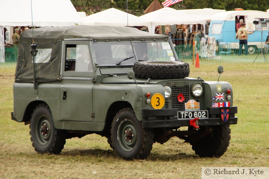 Exhibit Green 186 - Land Rover Series IIA (TFO 602), Wartime in the Vale 2015