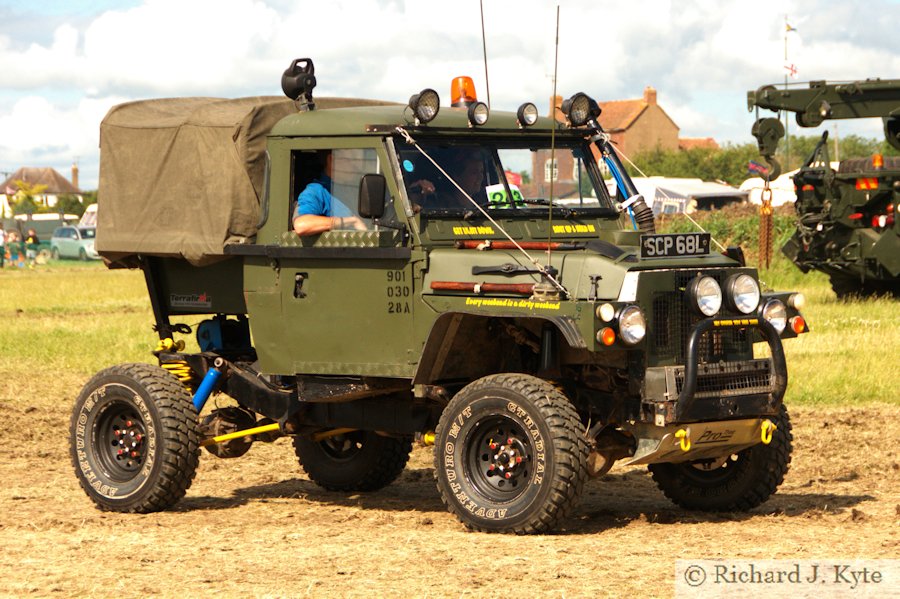 Exhibit Green 243 - Land Rover Lightweight 100 Hybrid (SCP 68L), Wartime in the Vale 2015