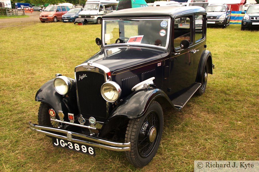 Exhibit Red 4 - Austin 10/4 Saloon (JG 3896), Wartime in the Vale 2015