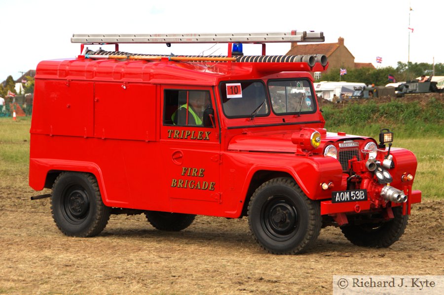 Exhibit Red 10 - Austin Gypsy MKIV Fire Engine (AOM 53B), Wartime in the Vale 2015