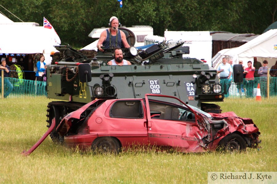 Car Crushing, Wartime in the Vale 2015