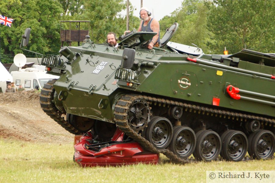 Car Crushing, Wartime in the Vale 2015