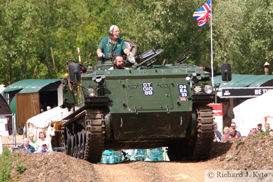 Car Crushing, Wartime in the Vale 2015