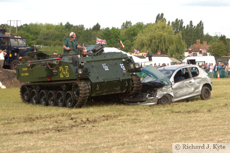 Car Crushing, Wartime in the Vale 2015