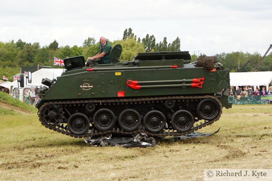 Car Crushing, Wartime in the Vale 2015